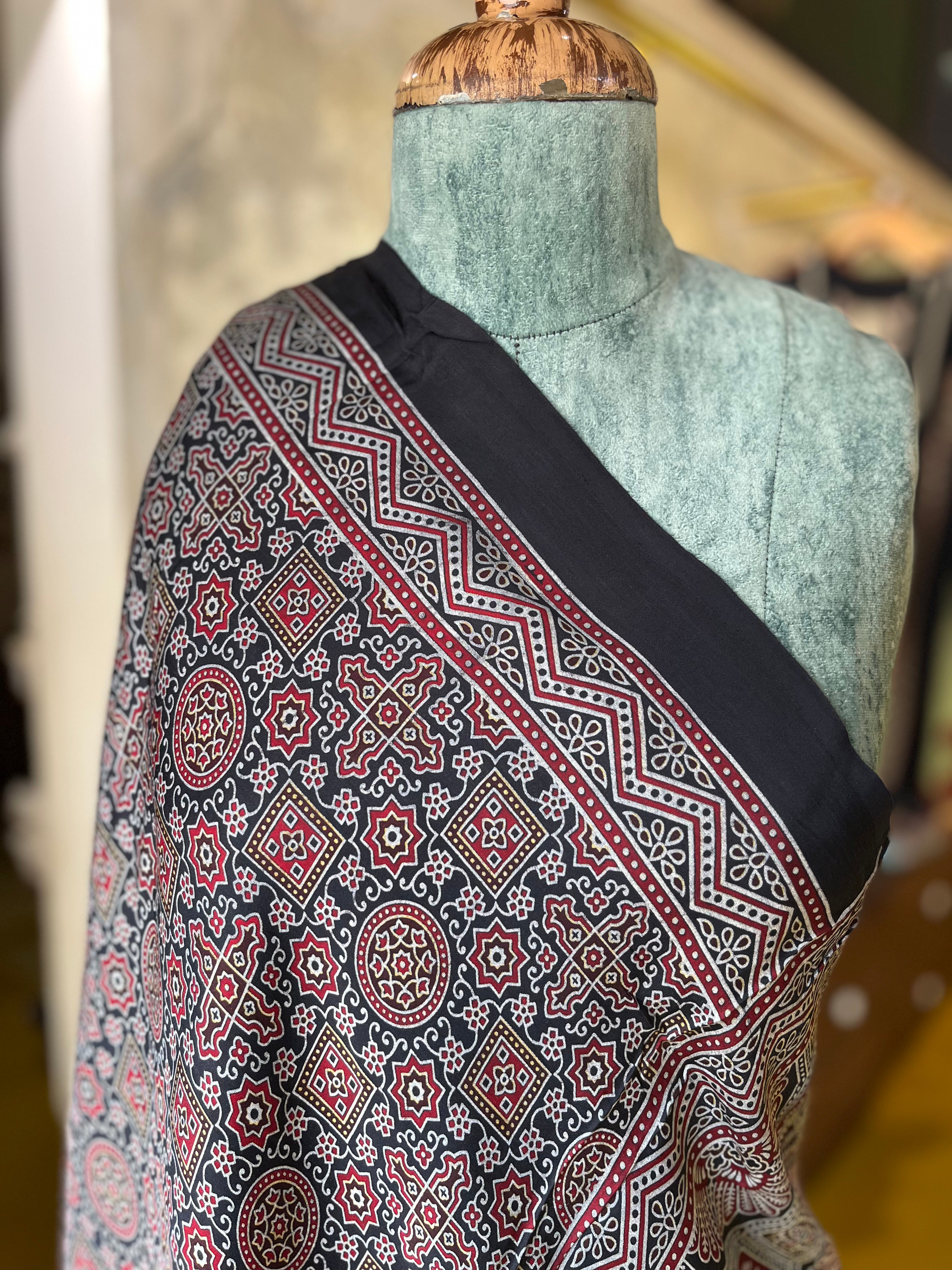 Noir Ajrakh (Silk Border) – Ajrakh Modal Silk Dupatta