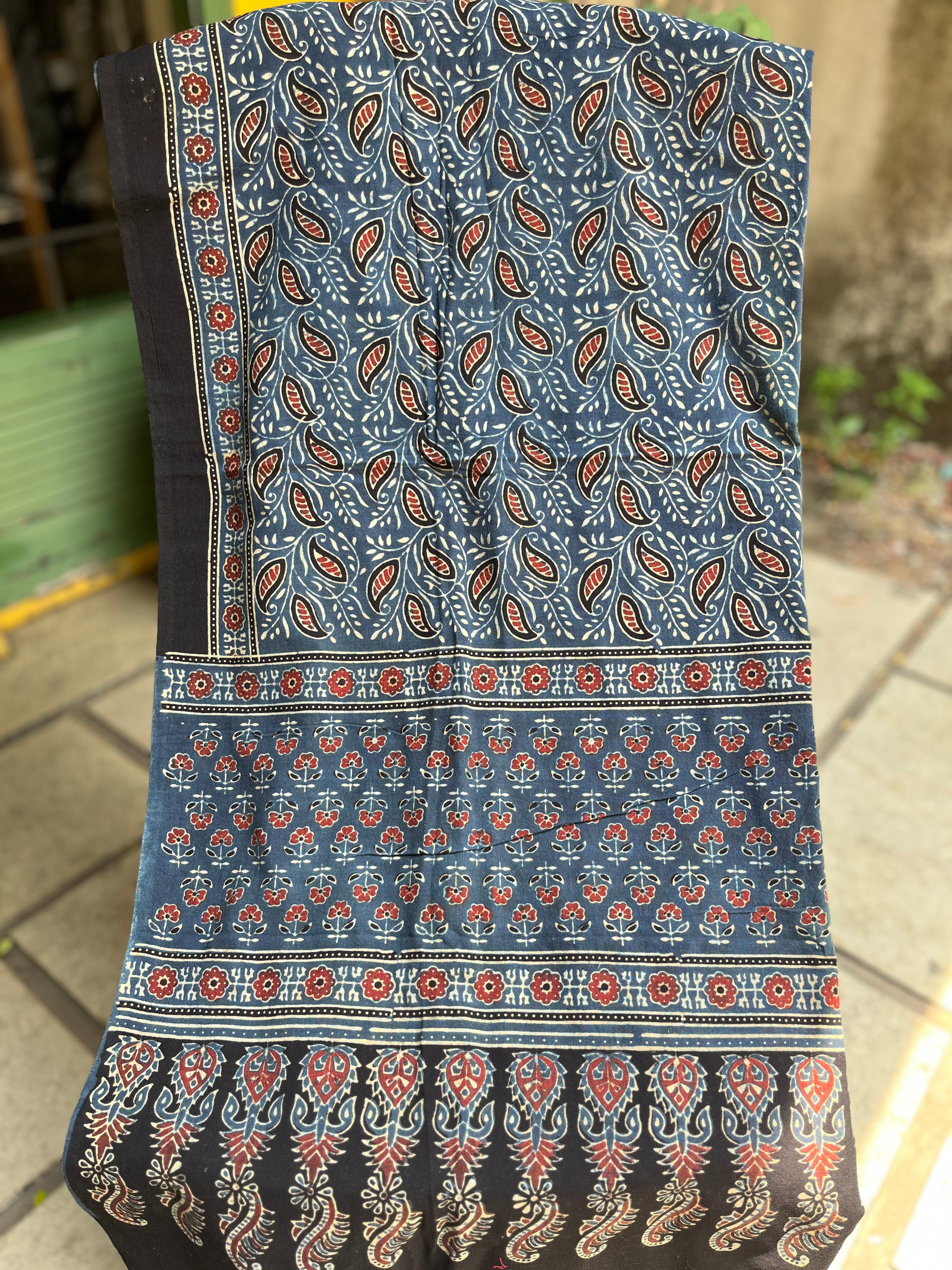 Midnight Paisley – Ajrakh Cotton Dupatta
