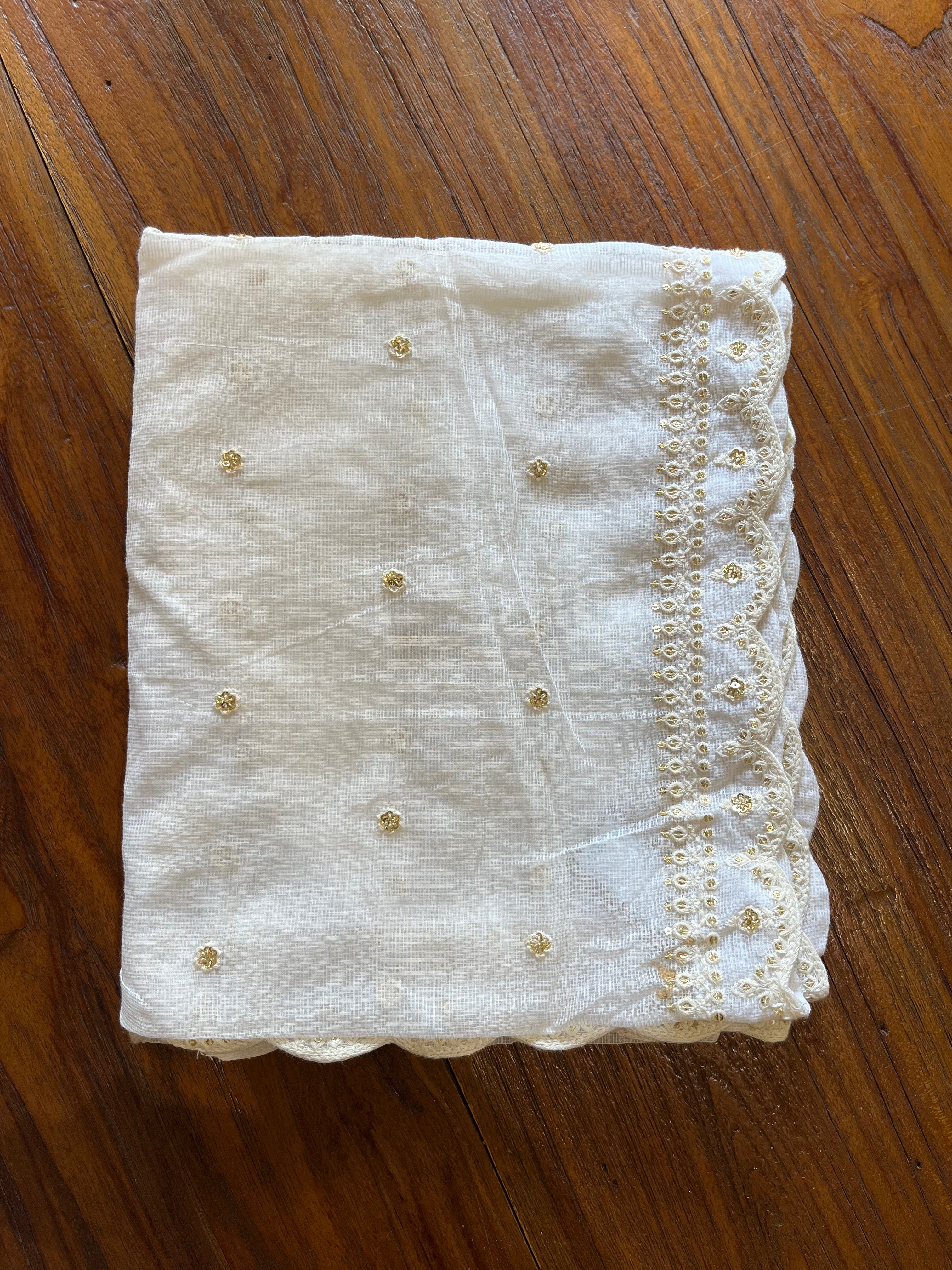 Soft Pearl Bloom – Cotton Dyable Dupatta