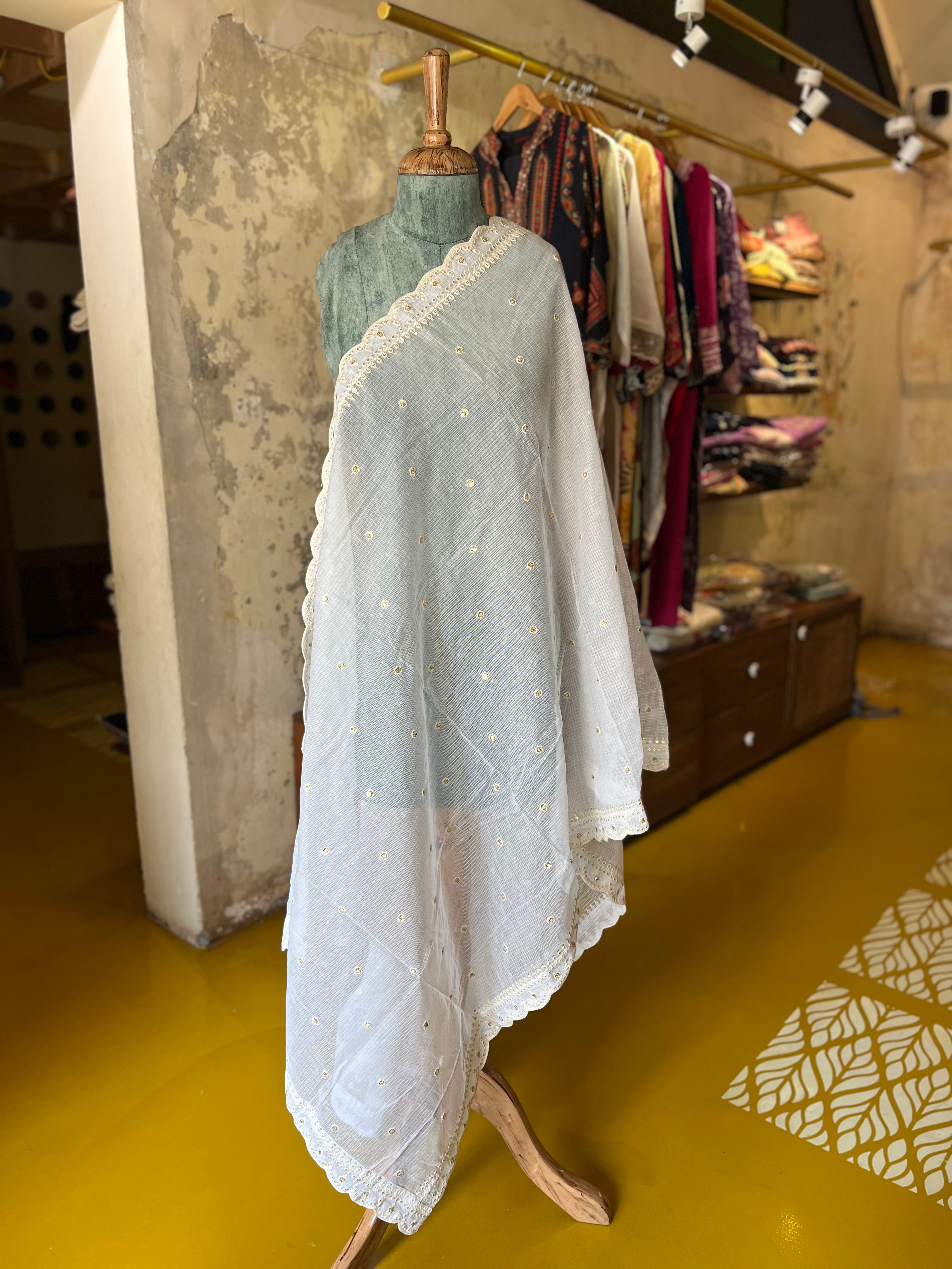 Soft Pearl Bloom – Cotton Dyable Dupatta