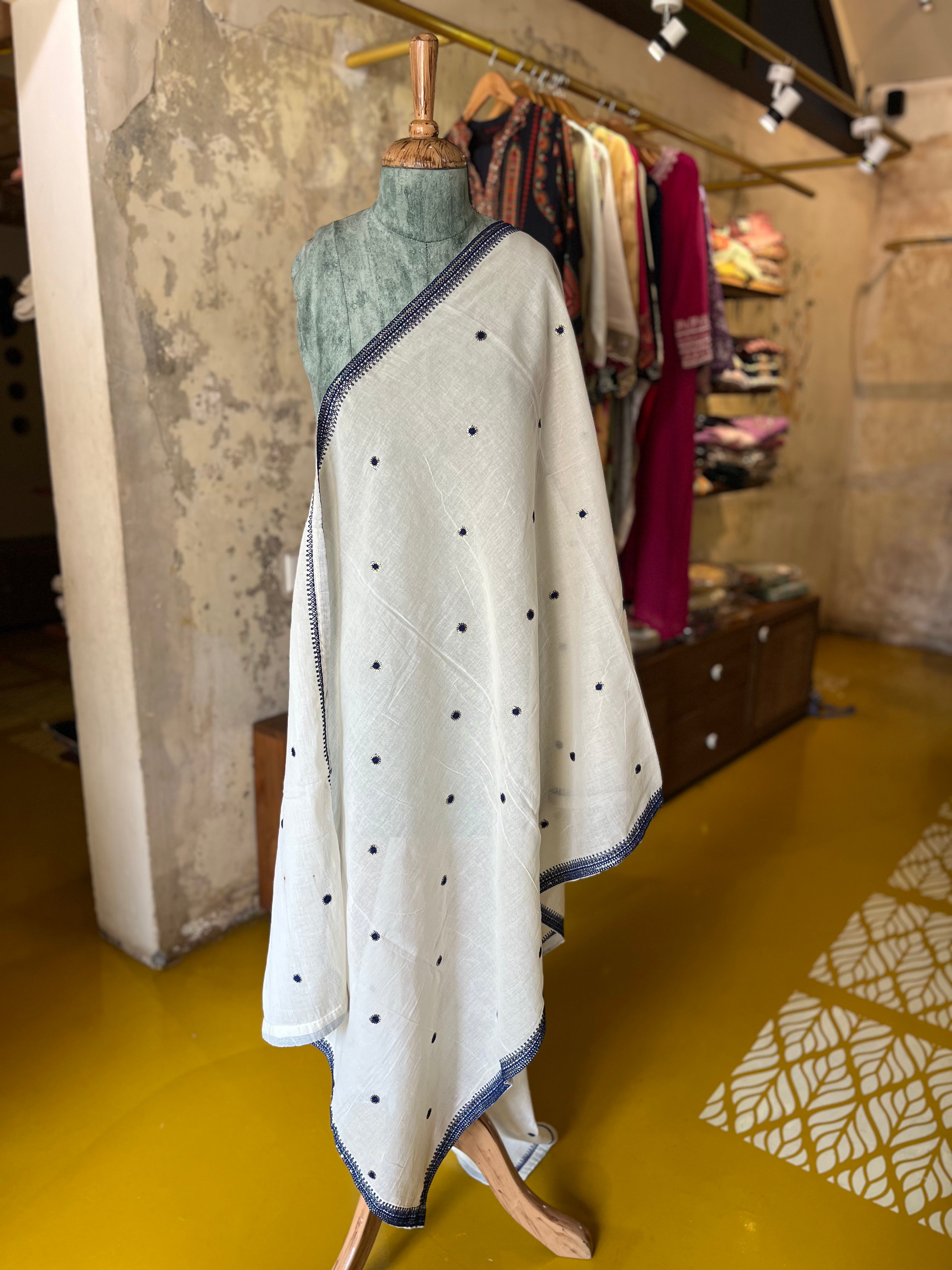 Indigo Dot Charm – Cotton Dyable Dupatta