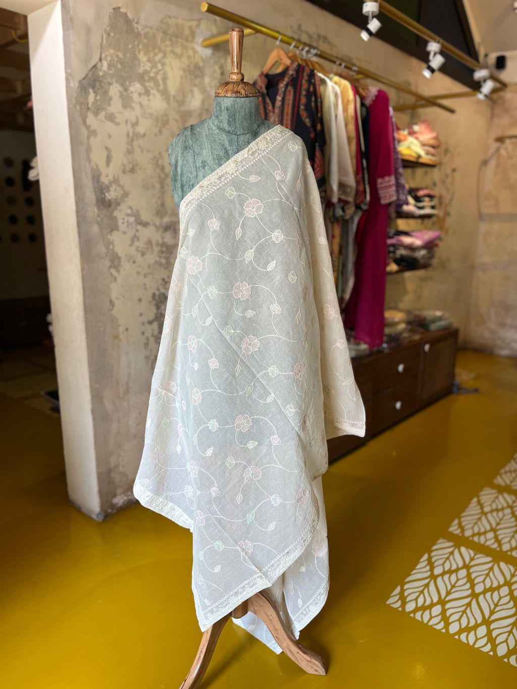 Blush Vine – Cotton Dyable Dupatta